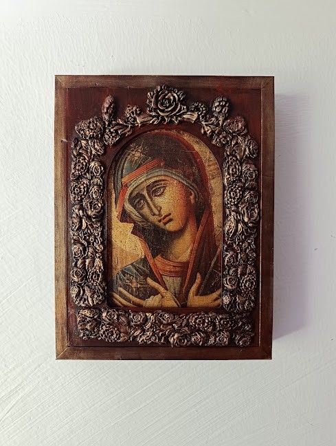 Icoană antichizată cu Fecioara Maria -ramă decorată, piesă unicat handmade