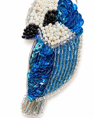 Perușul Fermecat  Broșă handmade ArtByHand