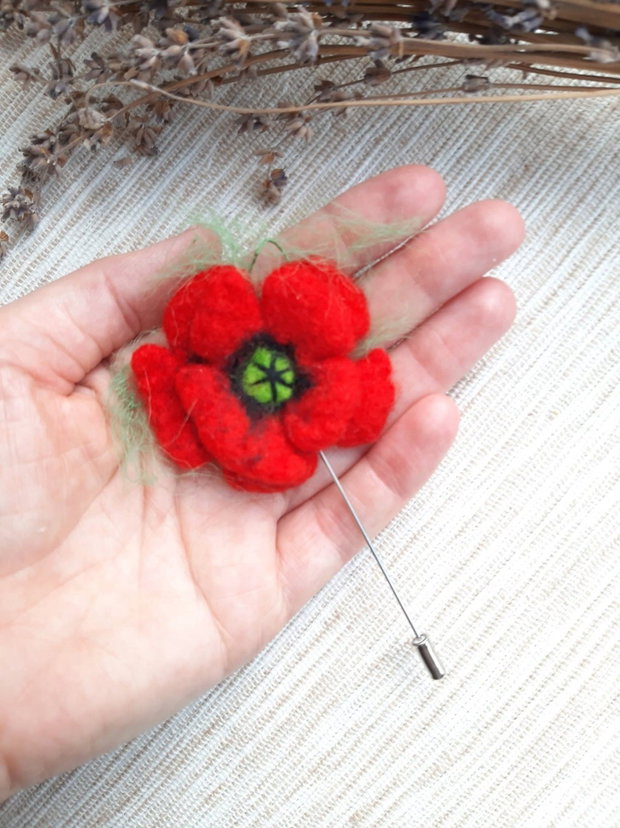 Brosa tip ac "FLOARE DE MAC " impaslita