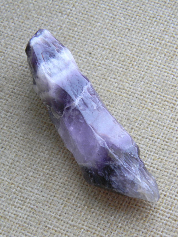Cristal/varf de ametist (AV9)