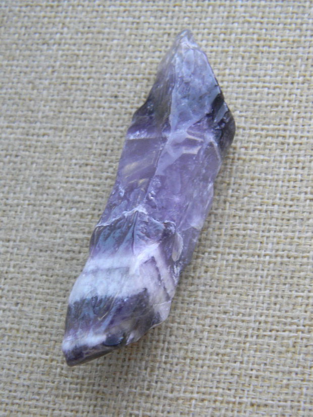 Cristal/varf de ametist (AV9)