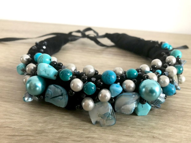 Colier statement '' Blue Colors "