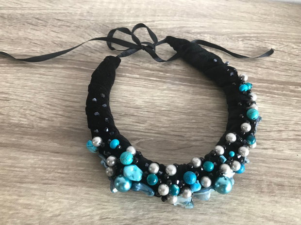 Colier statement '' Blue Colors "