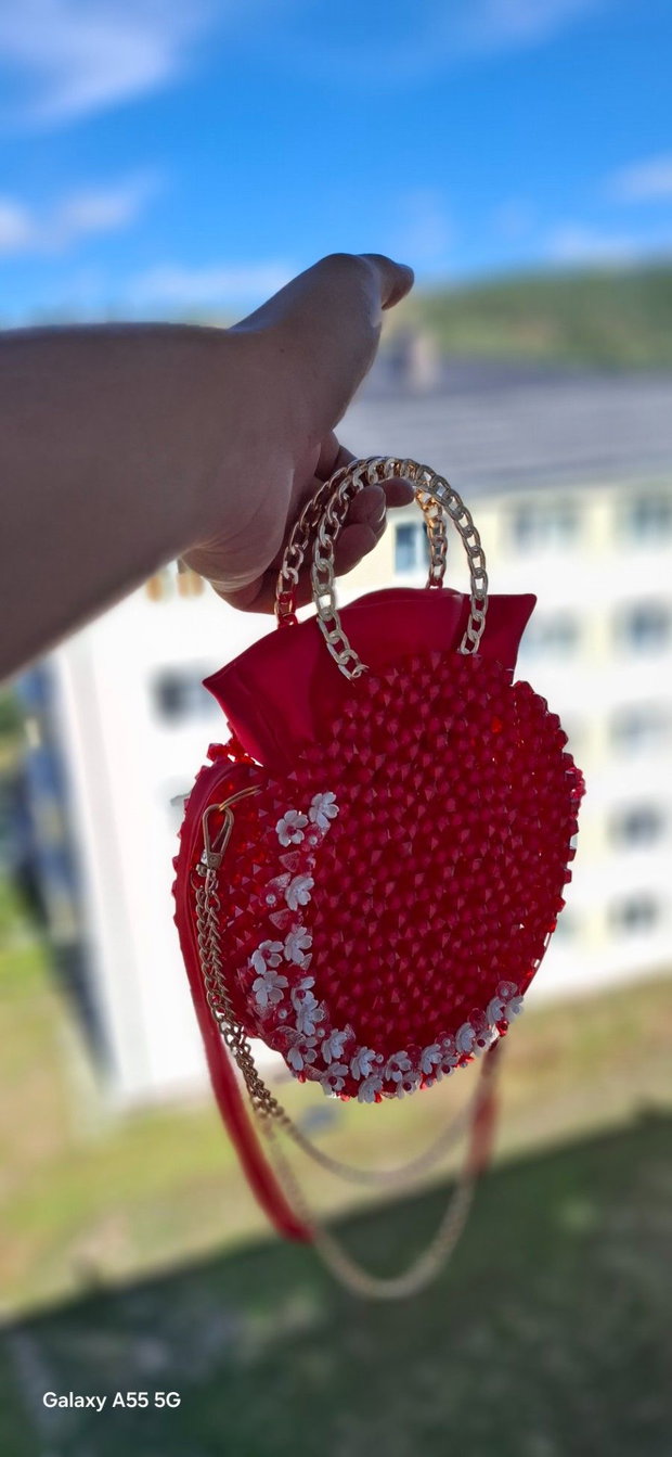 Poșetă handmade din mărgele