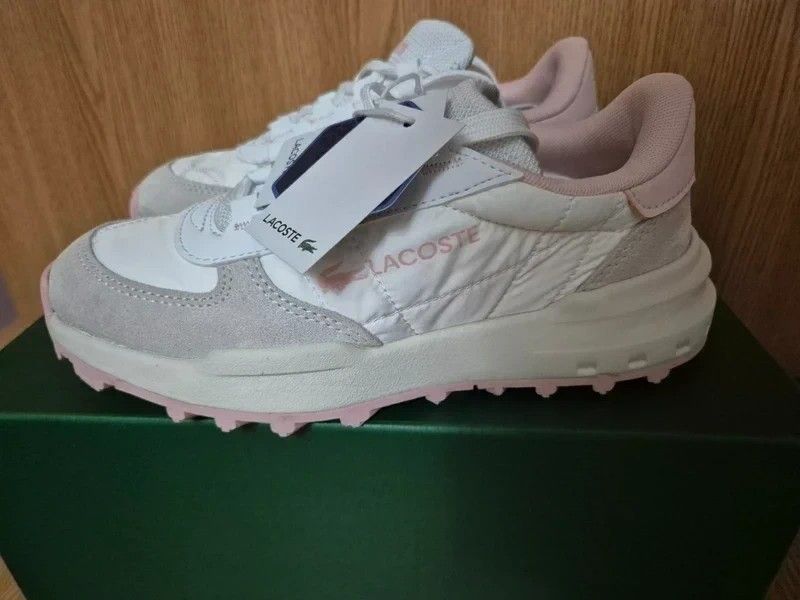 Adidași Lacoste