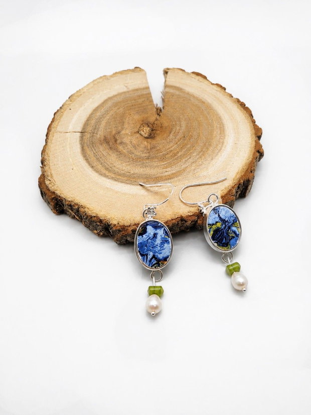 Cercei "Pearl Iris" din argint, fragment de coral, perla de cultura si fragmente de portelan