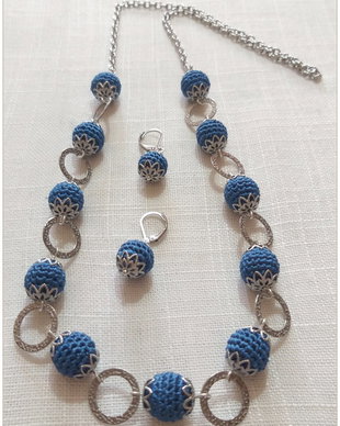 SET CROSETAT CU MATASE ALBASTRA