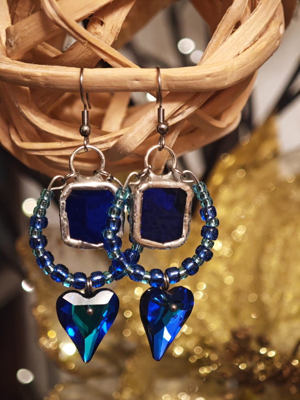 Cercei unicat lungi albastru din sticla vitralii, mărgele sticla și cristal Swarovski