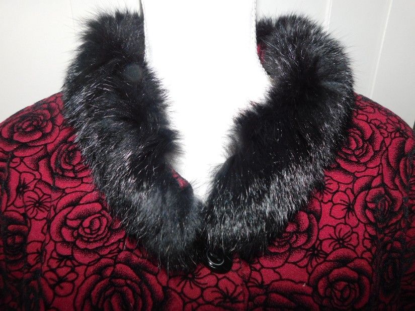 Palton nou, stofa brocart , combinatie cu lina, masura 50 - 52, elegant, deosebit