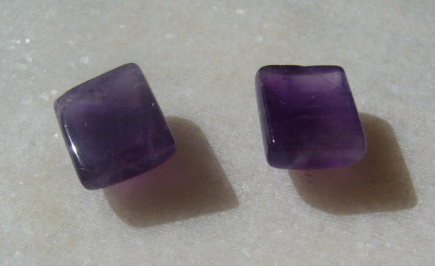(2 bucati) Ametist cabochon dreptunghic aprox 12x10x6 mm