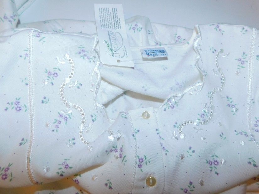 Camasa noapte Italia, bumbac , broderie, masura  48, etichete atasate