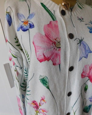 Cardigan nou, deosebit, elegant,  versatil,  calduros, masura 52-54