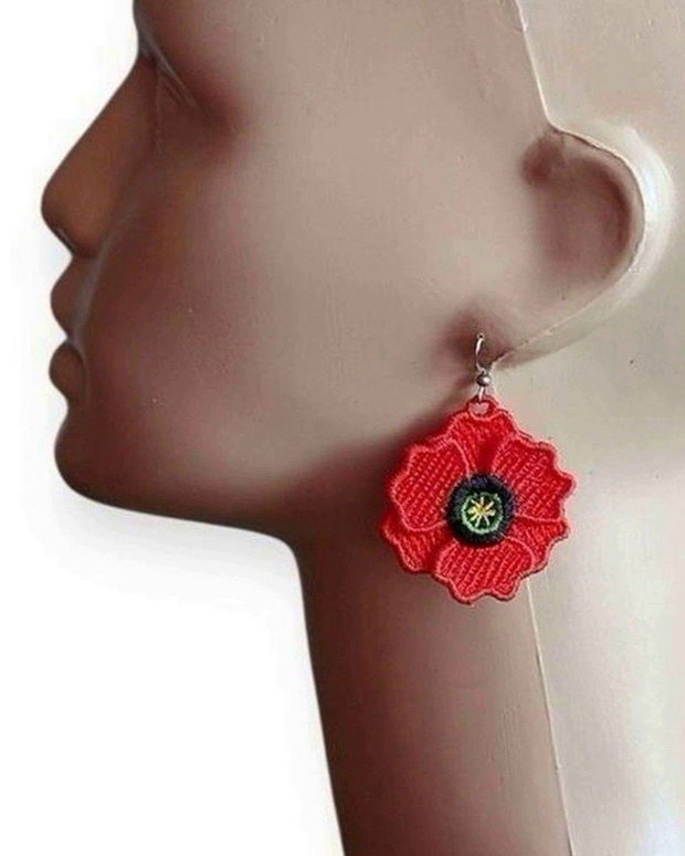 Cercei Maci Rosii Brodati