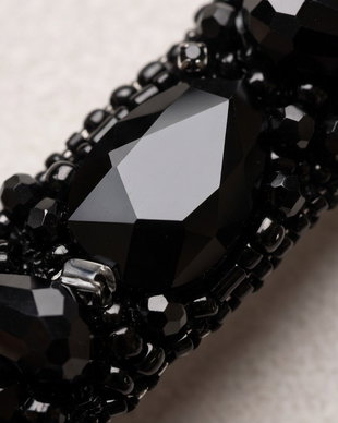 Clama de par- Black