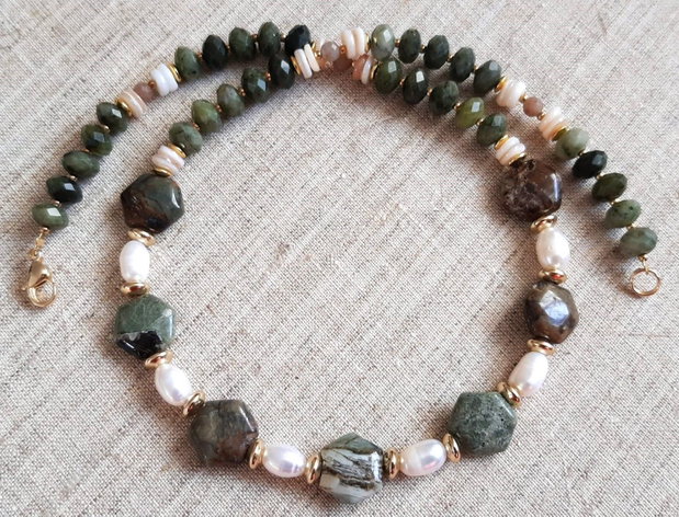 Colier Statement Forest Moss & Opal Opal hexagon, Jad verde și Perle de cultură