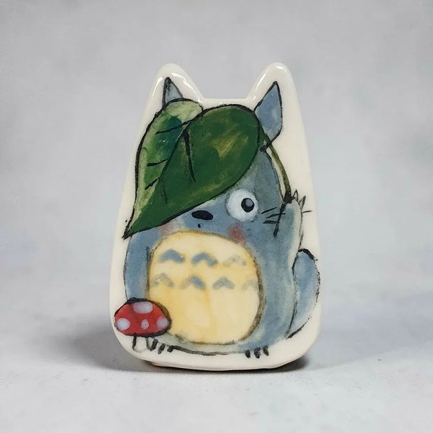 Brosa totoro portelan