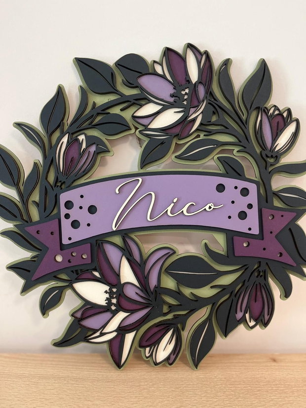 Decoratiune Perete Personalizata cu Nume, Tablou Feminin Floral 3D din Lemn/MDF Pictat Manual