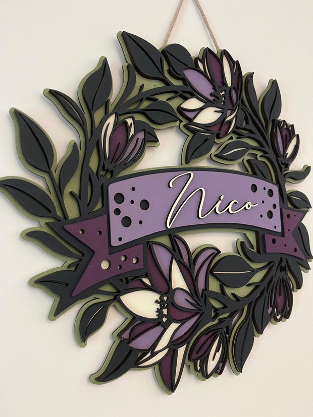 Decoratiune Perete Personalizata cu Nume, Tablou Feminin Floral 3D din Lemn/MDF Pictat Manual