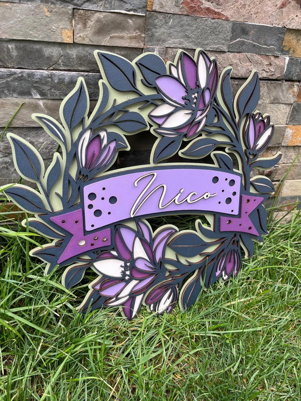 Decoratiune Perete Personalizata cu Nume, Tablou Feminin Floral 3D din Lemn/MDF Pictat Manual