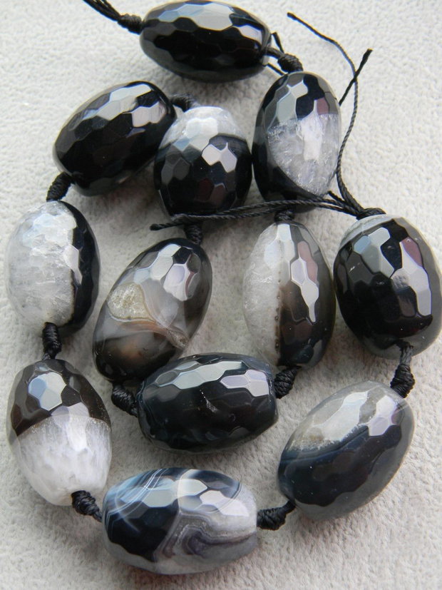 Agate fatetate (AI 1)
