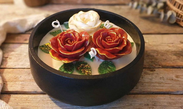 Bol cu trandafiri din ceară de soia lumânare handmade elegantă