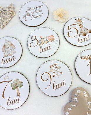 Set carduri din lemn pentru poze - Baby milestones - Little dreams