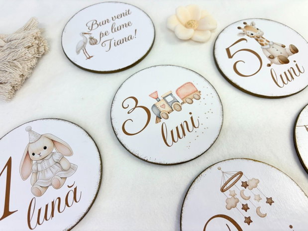 Set carduri din lemn pentru poze - Baby milestones - Little dreams