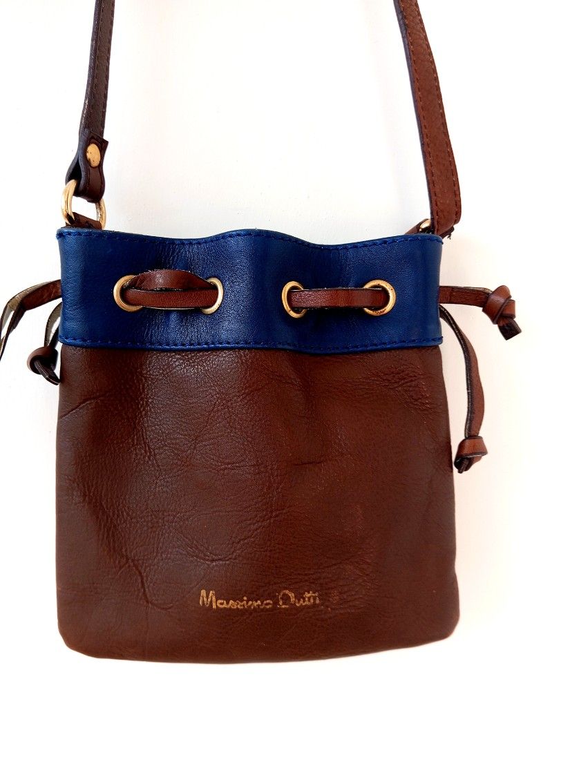Gentuță Massimo Dutti