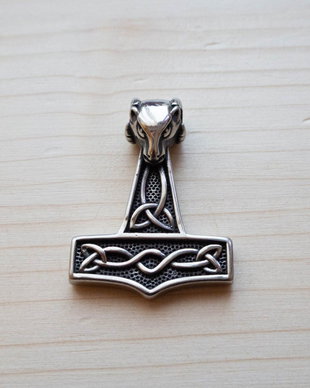 Pandantiv Ciocanul lui Thor, Mjölnir