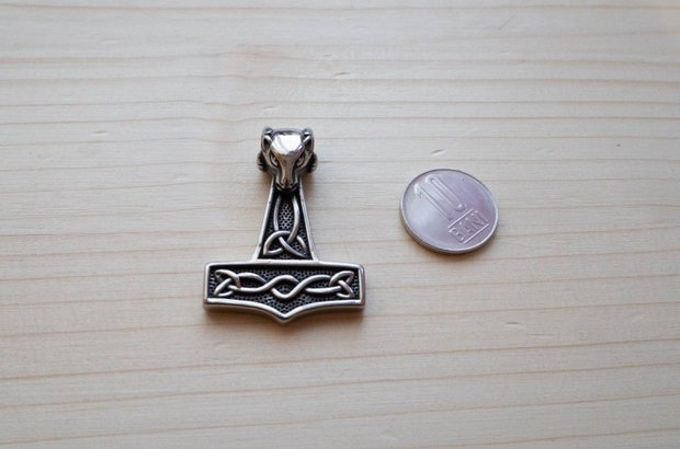 Pandantiv Ciocanul lui Thor, Mjölnir