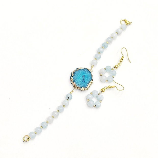Set bratara si cercei cu agate albastre si accesorii aurii, unicat, 4704