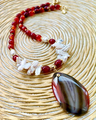 Bijuterii handmade