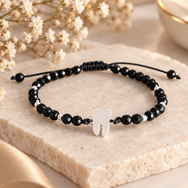 Brățară reglabilă cu onix simbol Măseluță / Dintisor Argint 925