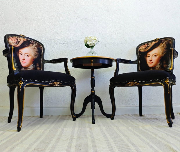Set fotolii și măsuța -Baroque