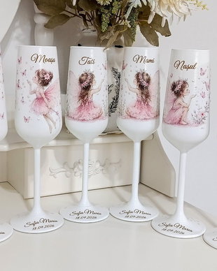 Pahare de botez personalizate cu zânuțe și fluturași