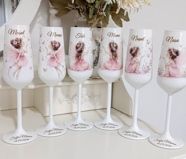 Pahare de botez personalizate cu zânuțe și fluturași
