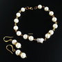 set perle seashell albe si accesorii aurite