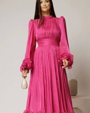 Rochie midi fucsia de ocazie din voal peliculizat cu maneci ample cu volanase