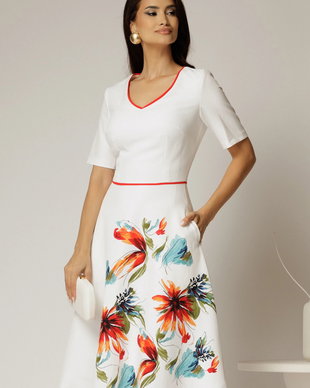 Rochie midi alba clos cu imprimeu corai si decolteu in V
