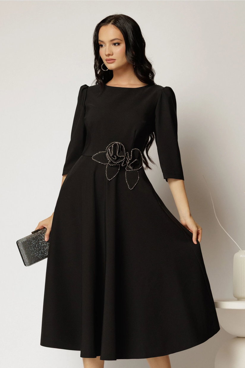 Rochie midi neagra clos de ocazie cu floare si detalii