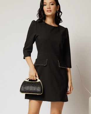 Rochie scurta neagra cu clapete cu aplicatii si croi tip A