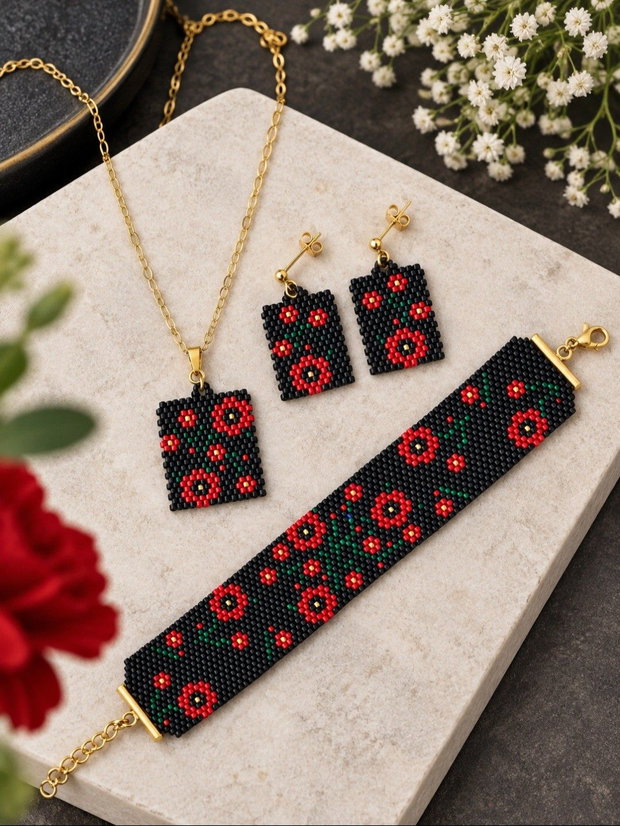 Set din margele ,,Floricele roșii,,