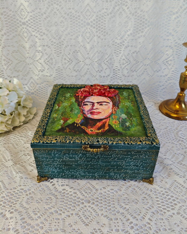 Cutie din lemn-Frida Kahlo