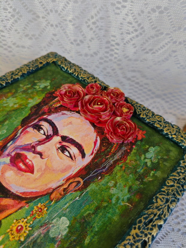 Cutie din lemn-Frida Kahlo
