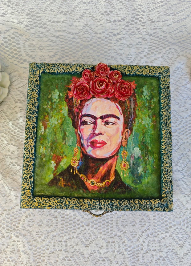 Cutie din lemn-Frida Kahlo