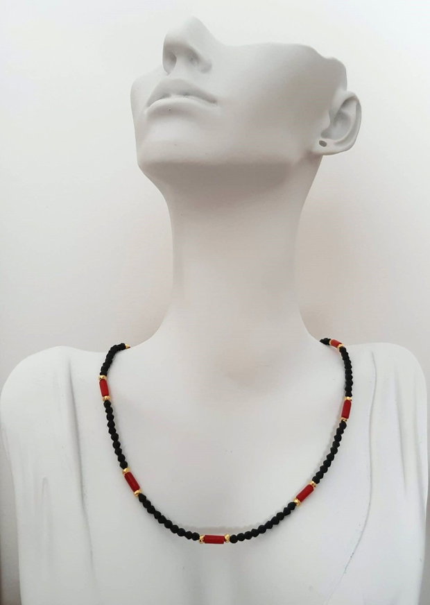 Colier choker cu coral și hematit