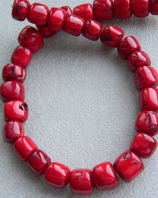 Margele coral (AI 1)