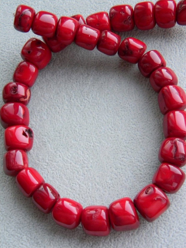 Margele coral (AI 1)