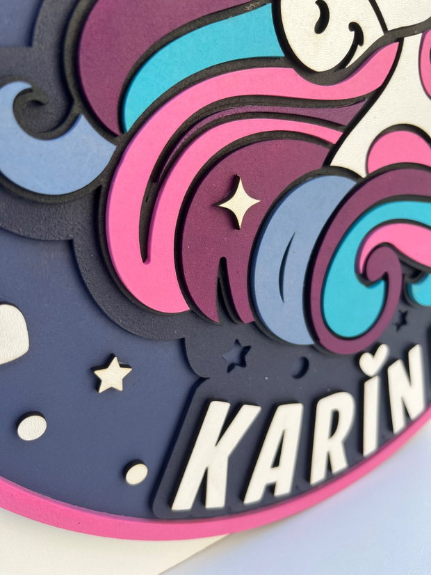 Decoratiune unicorn personalizata cu nume pentru camera copilului