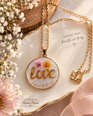Colier Love
